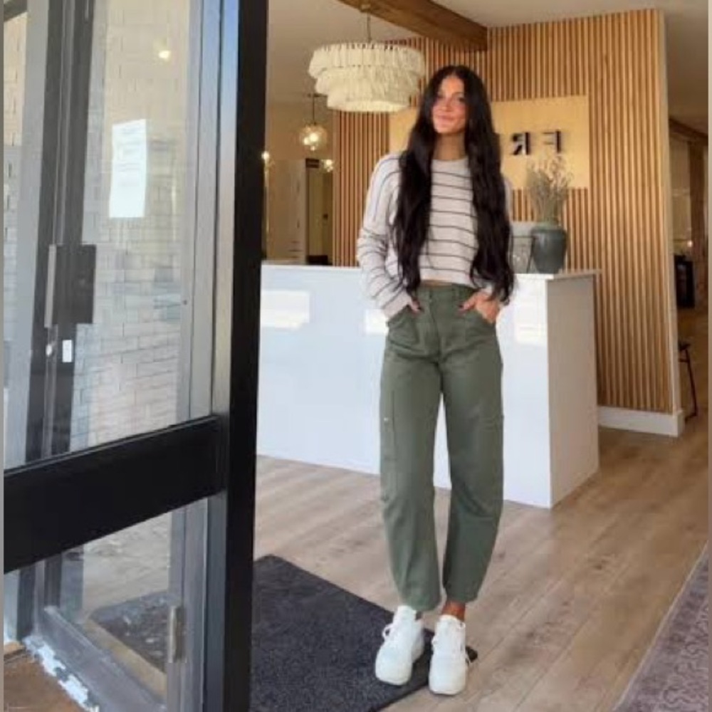 NWT Madewell Garment-Dyed Low-Slung Straight Cargo Pants in Classic Olive - Picture 14 of 14